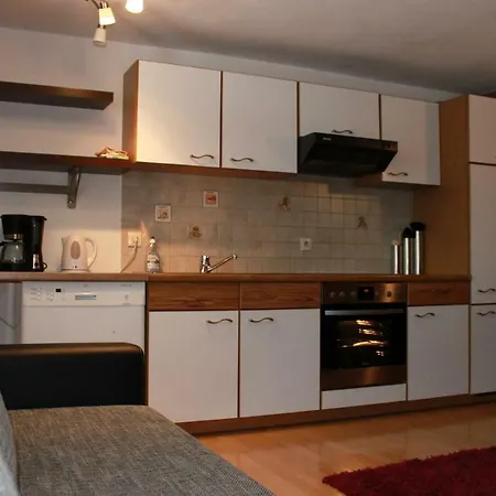 Ferienwohnung *endlich Urlaub* Апартаменты Санкт-Михель (Лунгау)